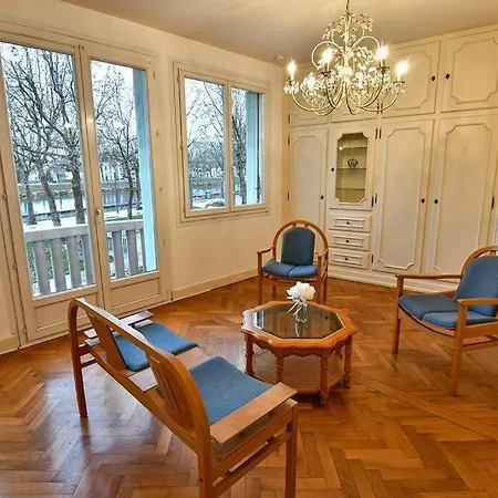 Loft 101 - Central, Terrasse Privee, Cachet De L'ancien Lägenhet